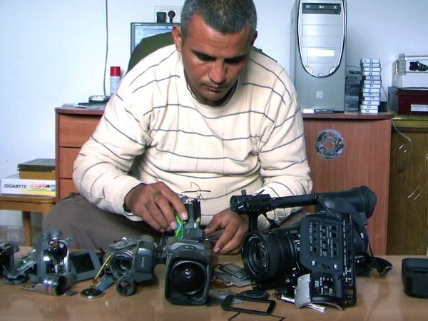 Phizzfest Event: Film: 5 Broken Cameras (Palestine)